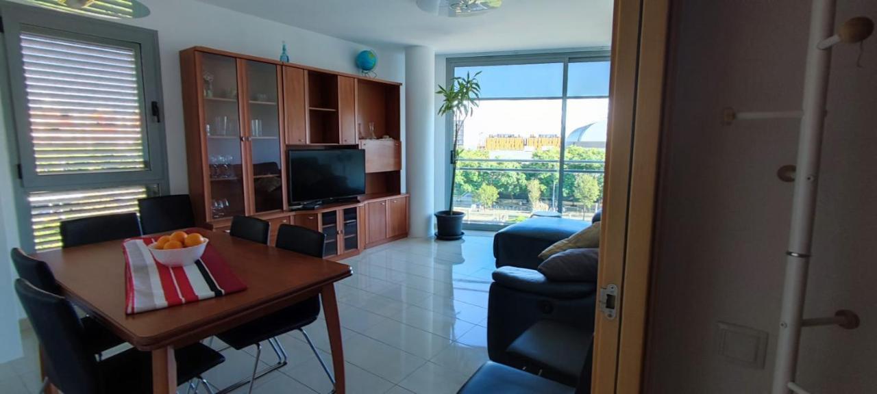 Europa - Fira Barcelona Apartment Оспиталет-де-Льобрегат Экстерьер фото
